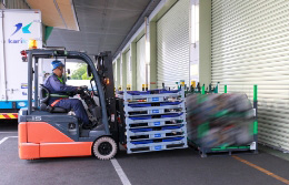 自動車部品の輸送